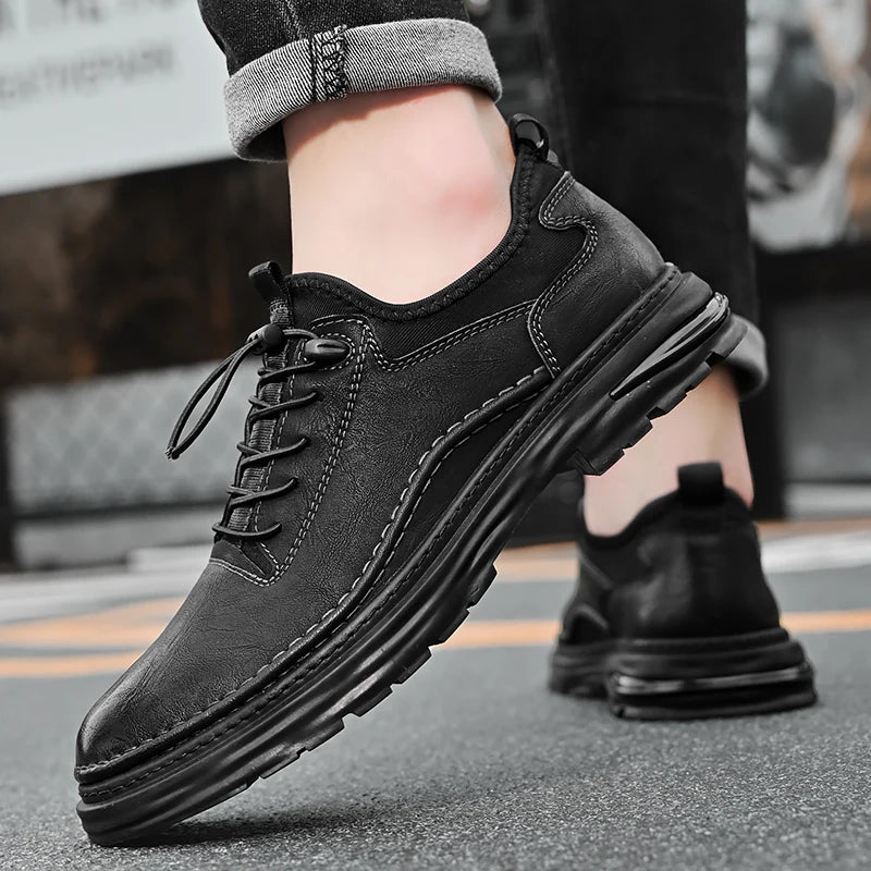 Solid Color Casual Board Shoes Versatile Trendy Sports Sneakers Fashion Lace Up Mens Oxford Shoes Retro Style Male Business Shoe