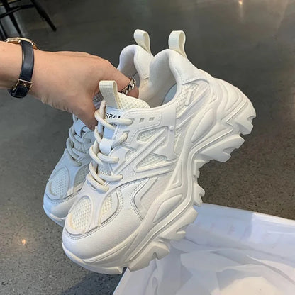 Thick Soled Sports Women's Shoes 2024 New Mesh Breathable and Versatile Height Increasing Casual Sports Vulcanized Shoes Sneaker