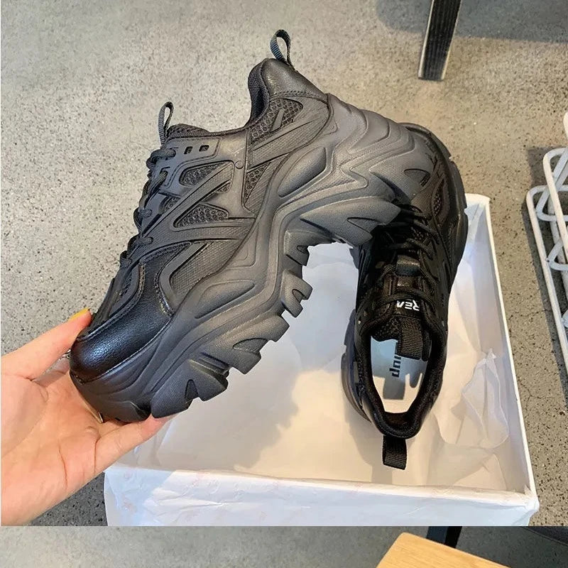 Thick Soled Sports Women's Shoes 2024 New Mesh Breathable and Versatile Height Increasing Casual Sports Vulcanized Shoes Sneaker