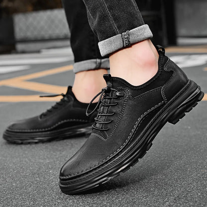 Solid Color Casual Board Shoes Versatile Trendy Sports Sneakers Fashion Lace Up Mens Oxford Shoes Retro Style Male Business Shoe