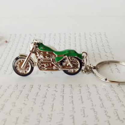 Stmanya Motorcycle Keychain – Metal Car Key Ring Charm – Trendy 3D Crafts