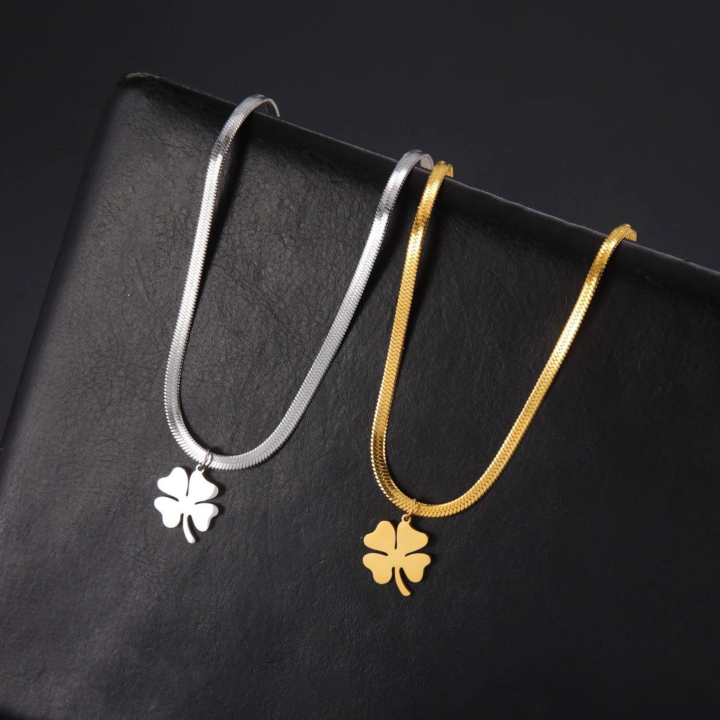 HIPEE Lucky Four-leaf Clover Pendant Necklace – Stainless Steel Snake Chain